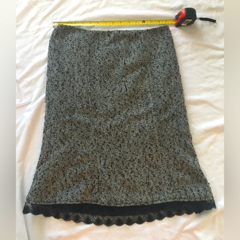 WHBM NWT vintage grey/black wool pencil skirt with flare lace bottom.